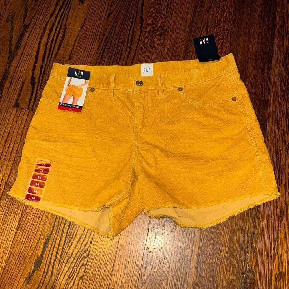 New Gap Shorts